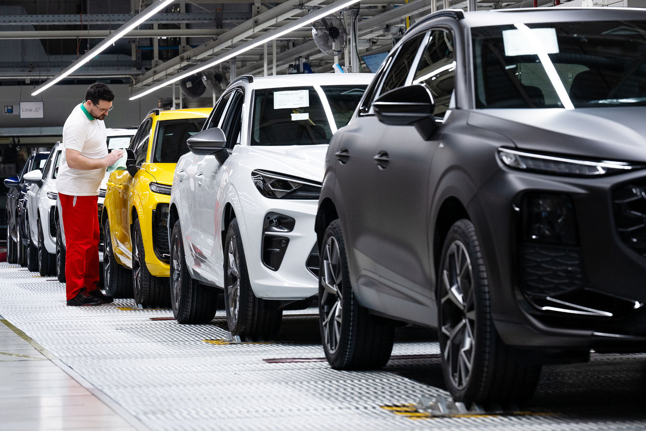 Audi Hungaria, Audi Q3, Mitarbeiter