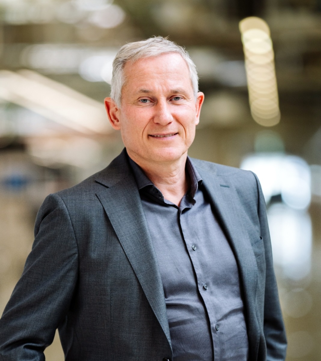 Achim Grewe Pénzügy, IT, Beszerzés, Compliance területekért felelős igazgatósági tag
